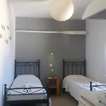 아파트호텔 Oikeion 에르무폴리